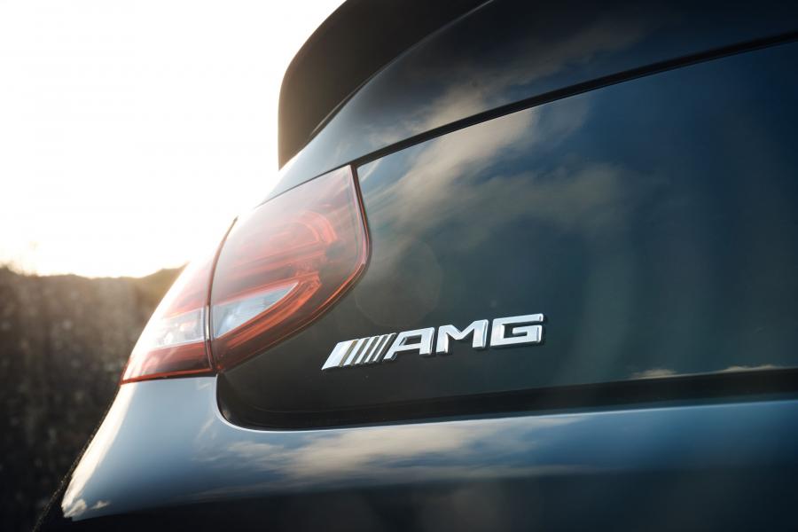 Детали экстерьера Mercedes-AMG C63 S Coupe (C205) 2018 года  (UK) (фото 13 из 40)